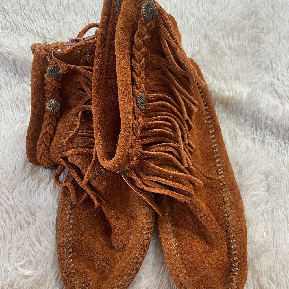 Minnetonka fringe ankle boots **NEVER WORN**